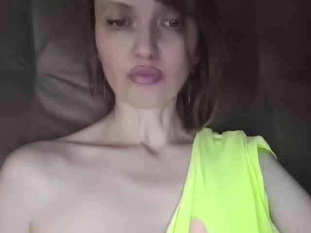 lilisexy14 webcam