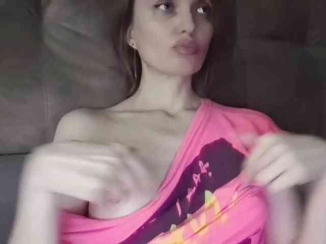 lilisexy14 webcam