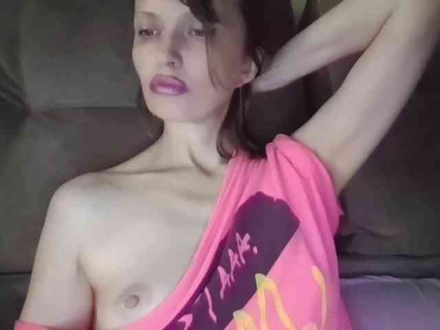 lilisexy14 webcam