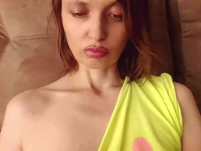 lilisexy14 webcam