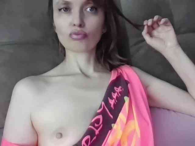 lilisexy14 webcam