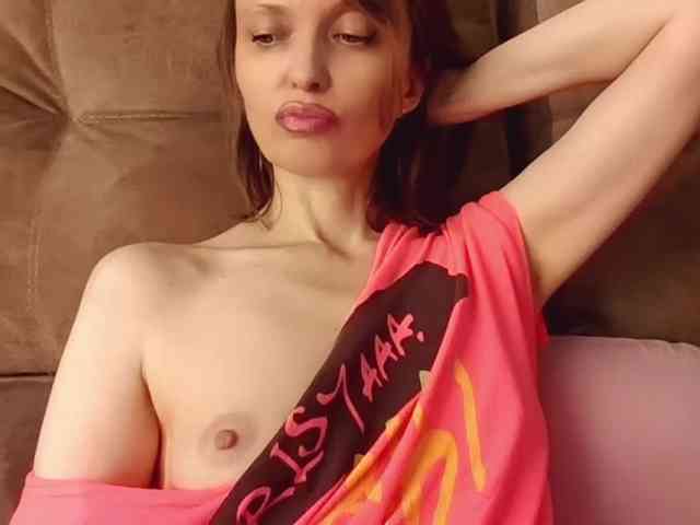 lilisexy14 webcam