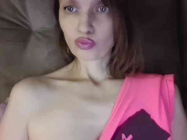 lilisexy14 webcam