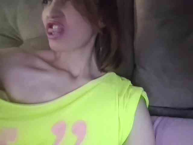 lilisexy14 webcam