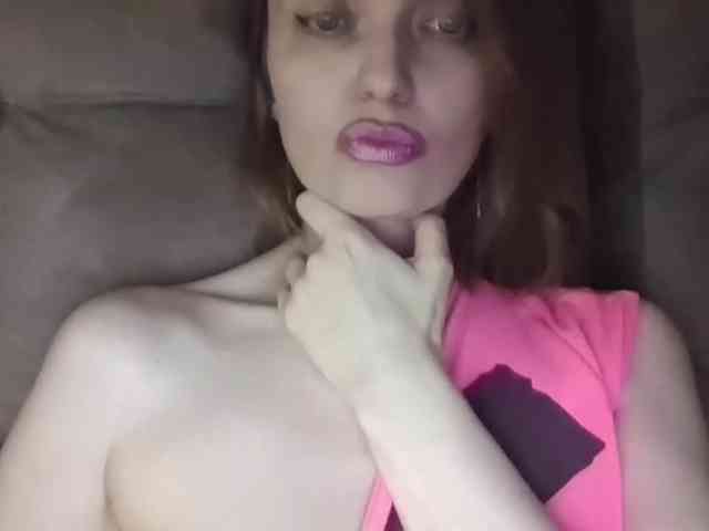 lilisexy14 webcam