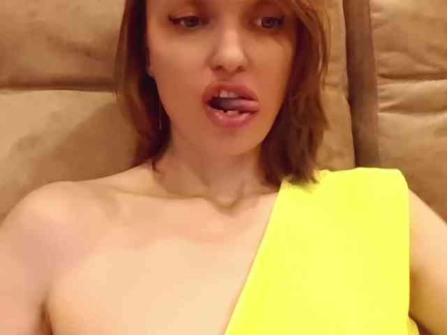 lilisexy14 webcam