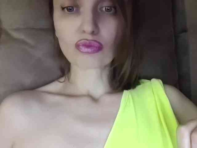 lilisexy14 webcam