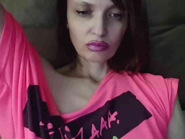lilisexy14 webcam