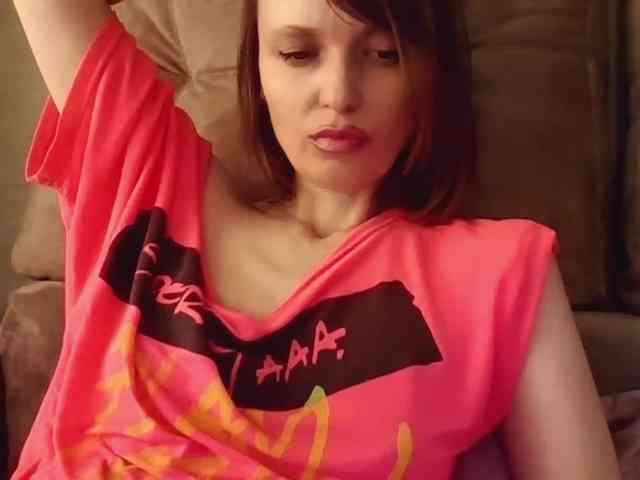 lilisexy14 webcam