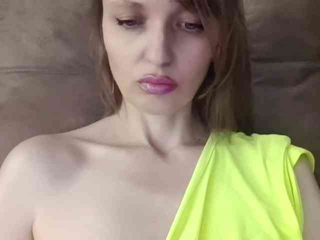 lilisexy14 webcam