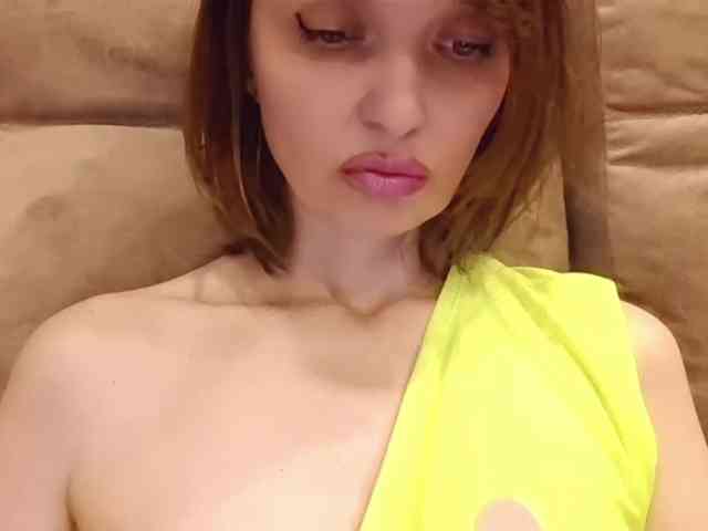 lilisexy14 webcam