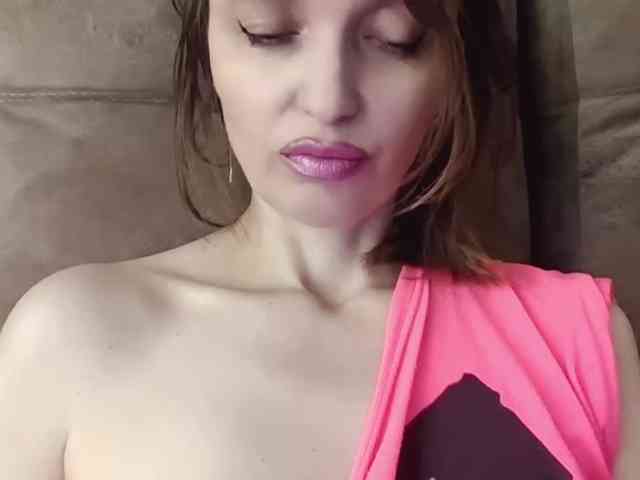 lilisexy14 webcam