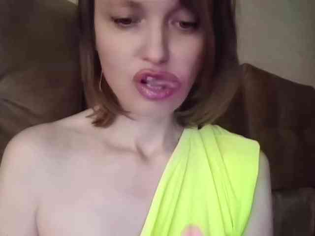 lilisexy14 webcam