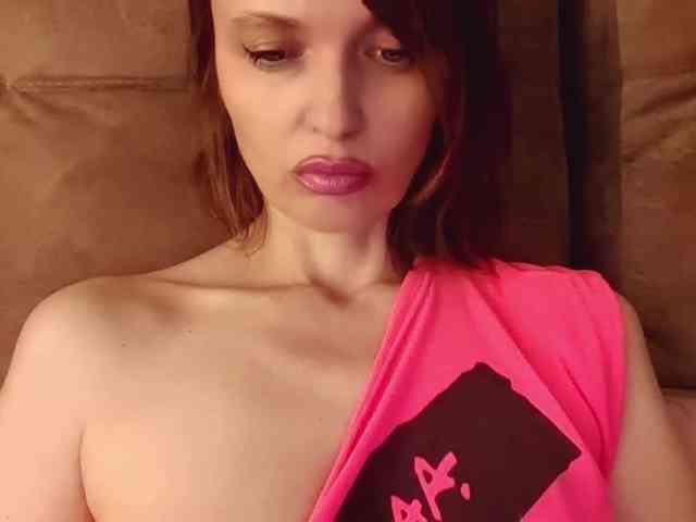 lilisexy14 webcam