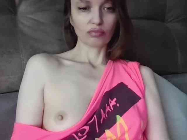lilisexy14 webcam