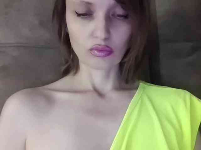 lilisexy14 webcam