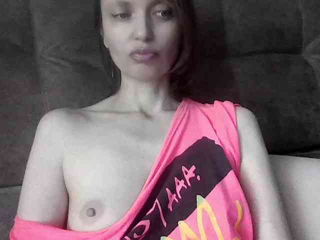 lilisexy14 webcam