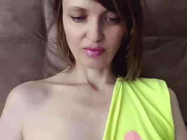 lilisexy14 webcam