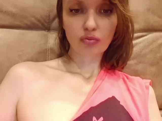 lilisexy14 webcam