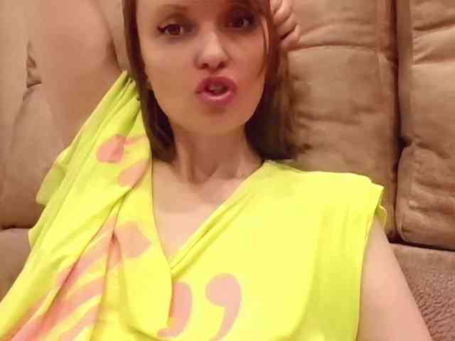lilisexy14 webcam