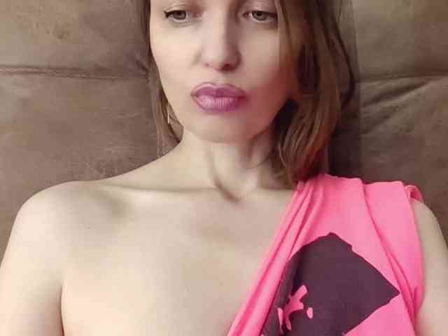lilisexy14 webcam