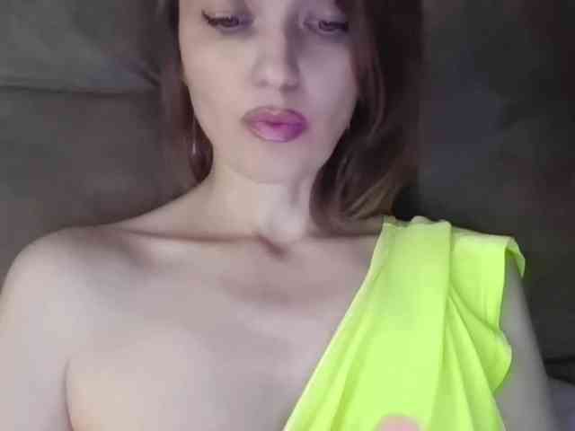 lilisexy14 webcam