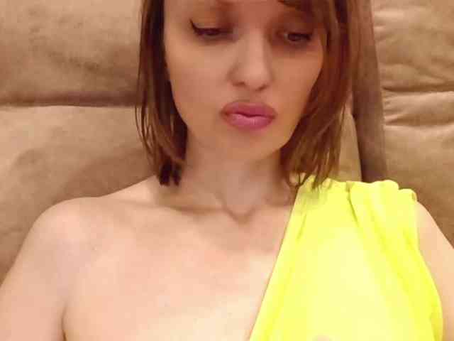 lilisexy14 webcam