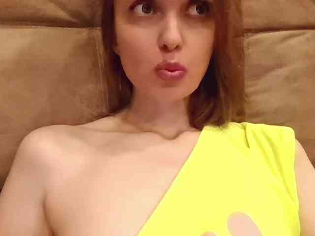 lilisexy14 webcam
