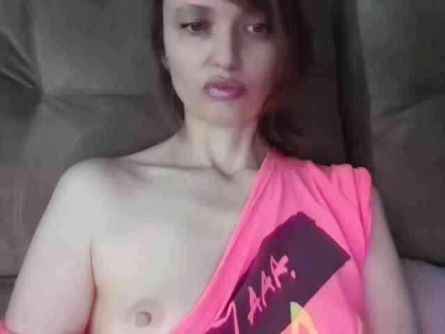 lilisexy14 webcam