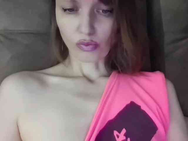 lilisexy14 webcam