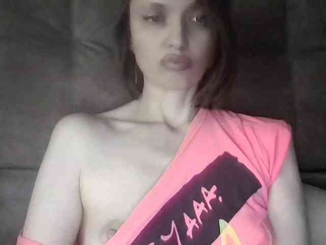 lilisexy14 webcam