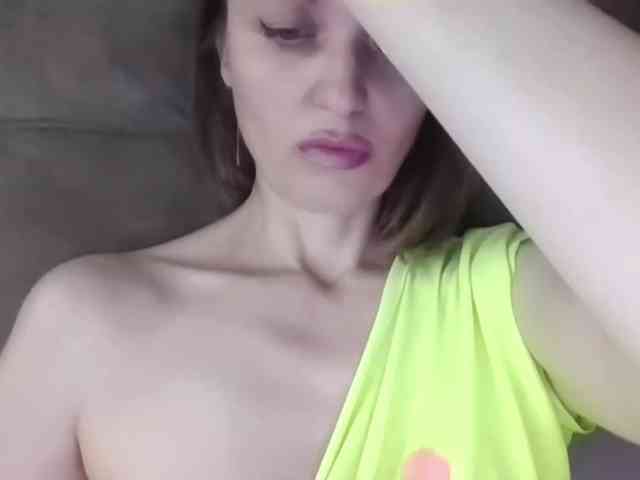 lilisexy14 webcam