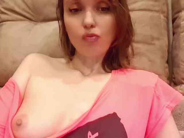 lilisexy14 webcam