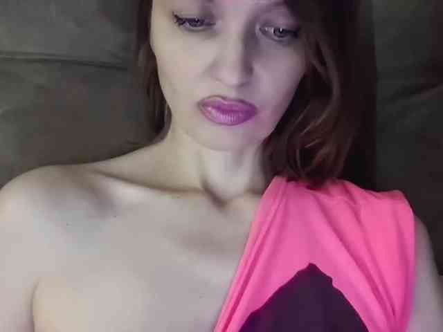 lilisexy14 webcam
