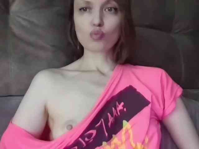 lilisexy14 webcam