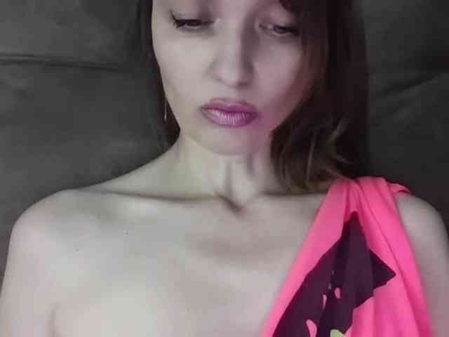 lilisexy14 webcam