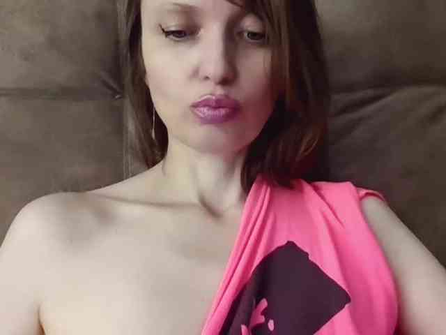 lilisexy14 webcam