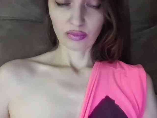 lilisexy14 webcam