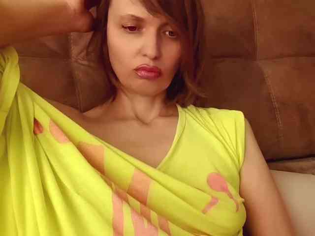 lilisexy14 webcam