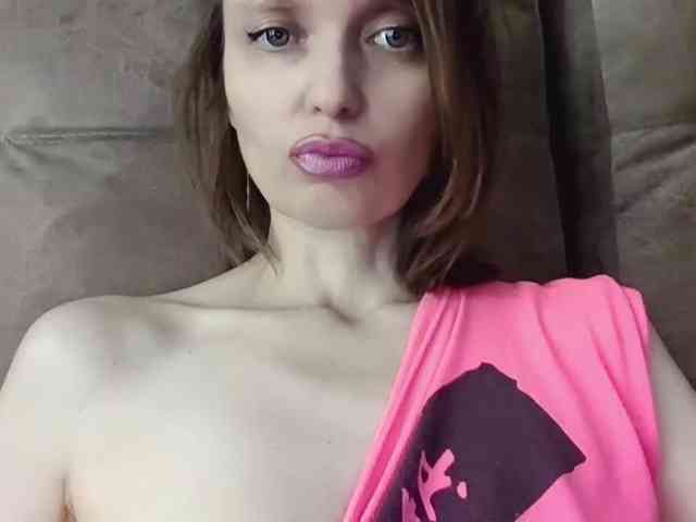 lilisexy14 webcam