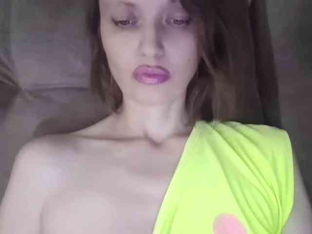 lilisexy14 webcam