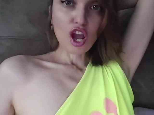 lilisexy14 webcam