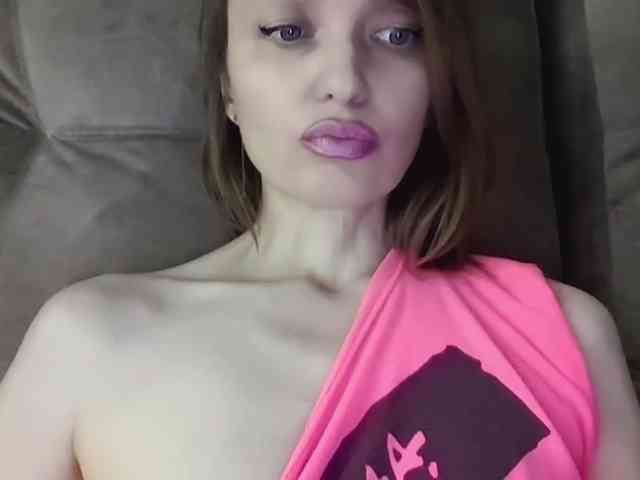 lilisexy14 webcam