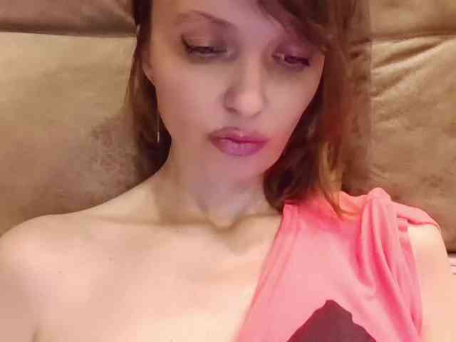 lilisexy14 webcam