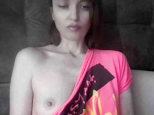 lilisexy14 webcam