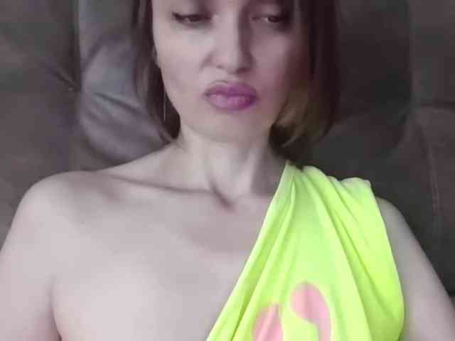 lilisexy14 webcam