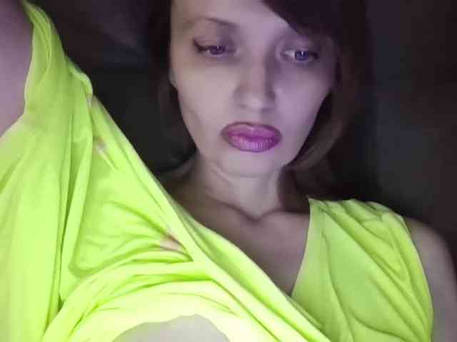 lilisexy14 webcam