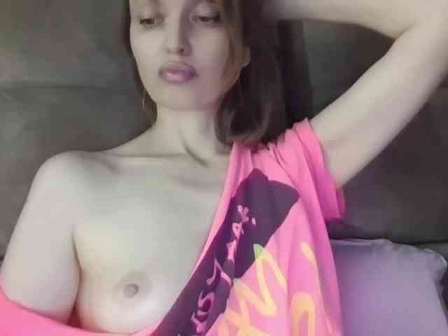 lilisexy14 webcam