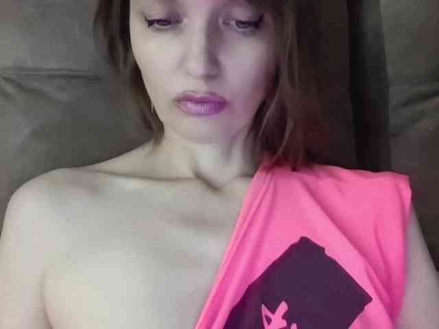 lilisexy14 webcam