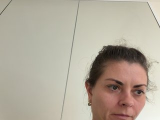 AhataV Porn Show